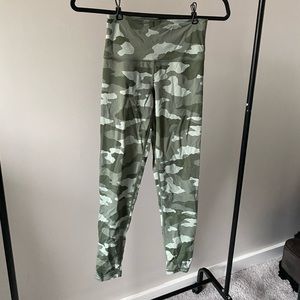 Camo leggings